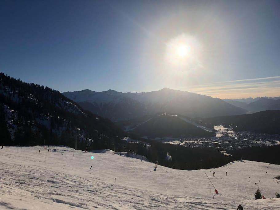 Sonniges Apartment In Seefeld ゼーフェルト・イン・チロル エクステリア 写真